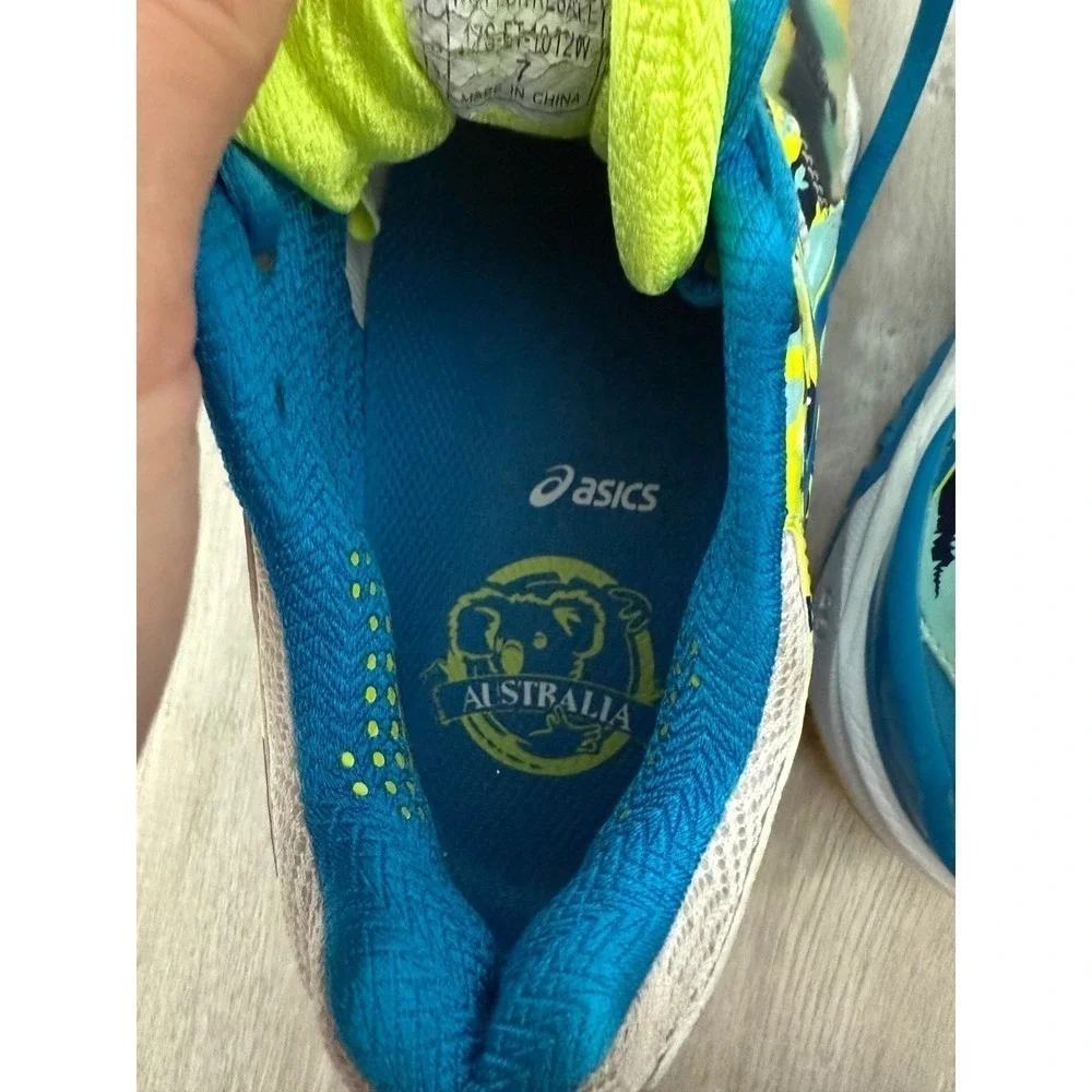 ASICS Gel Tennis Shoes Women Size 7 Australia Koala Kangaroo Print Blue Yellow